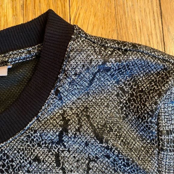 CHICO'S - SNAKEPRINT TEE - SIZE 0P - Picture 3 of 6